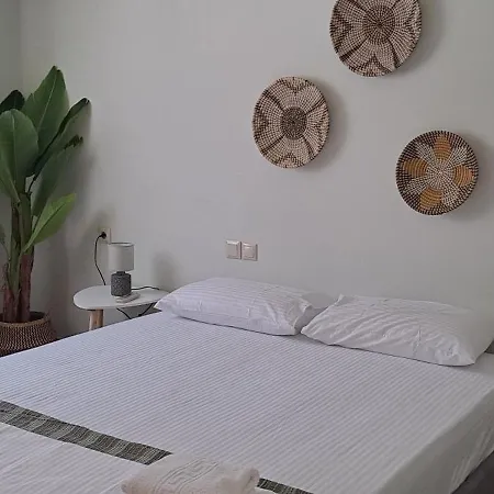 Villa Erietta & Villa Ariana Near Lefkas Center Вилла Apolpaina