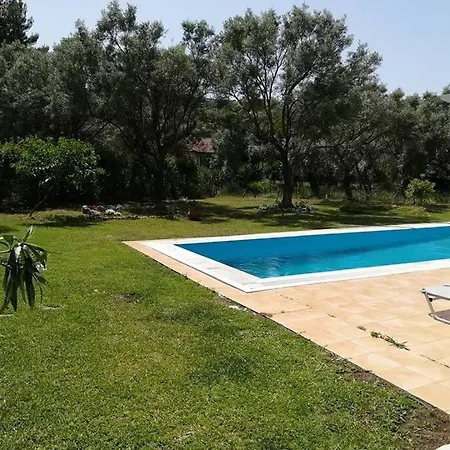 Erietta Near Lefkas Center * Apolpaina
